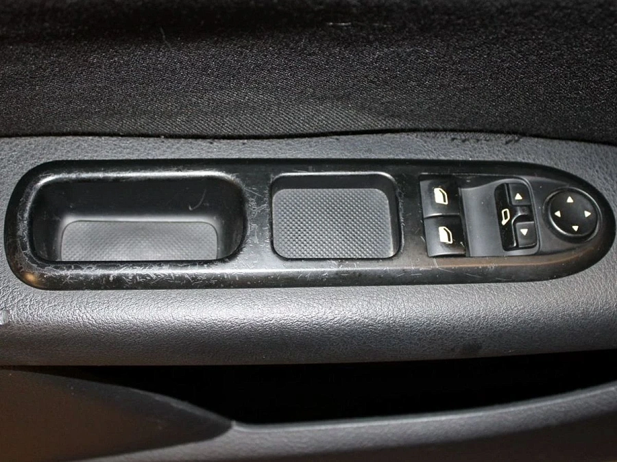 Peugeot 407, 2006г., передний привод, механика