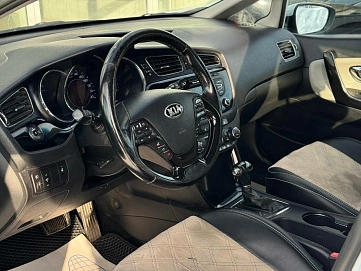 Kia Ceed, 2014г, передний привод, автомат