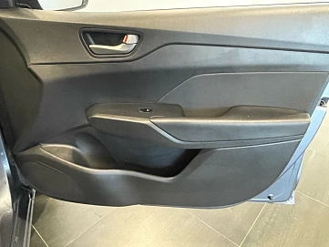Hyundai Solaris, 2017г, передний привод, автомат