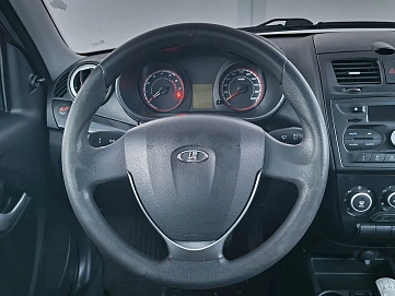 Lada (ВАЗ) , 2016г., передний привод, механика