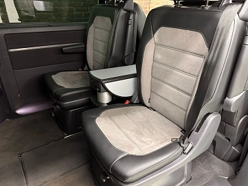 Volkswagen Multivan, 2022г, полный привод, робот