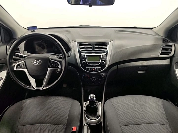 Hyundai Solaris, 2011г, передний привод, механика
