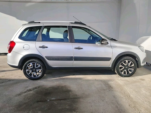 Lada (ВАЗ) , 2023г., передний привод, механика