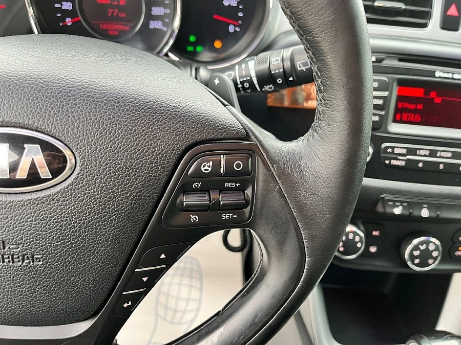 Kia Ceed, 2012г., передний привод, автомат