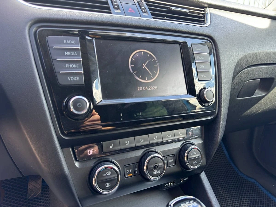 Skoda Octavia, 2016г., передний привод, робот