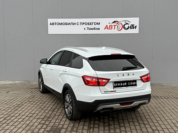 Lada (ВАЗ) , 2021г., передний привод, механика