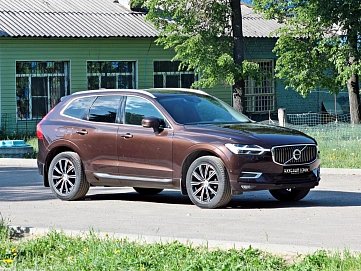 Volvo XC60, 2020г, полный привод, автомат