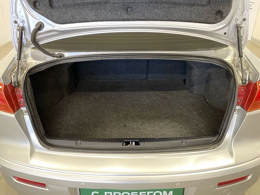 Mitsubishi Lancer, 2008г., передний привод, механика