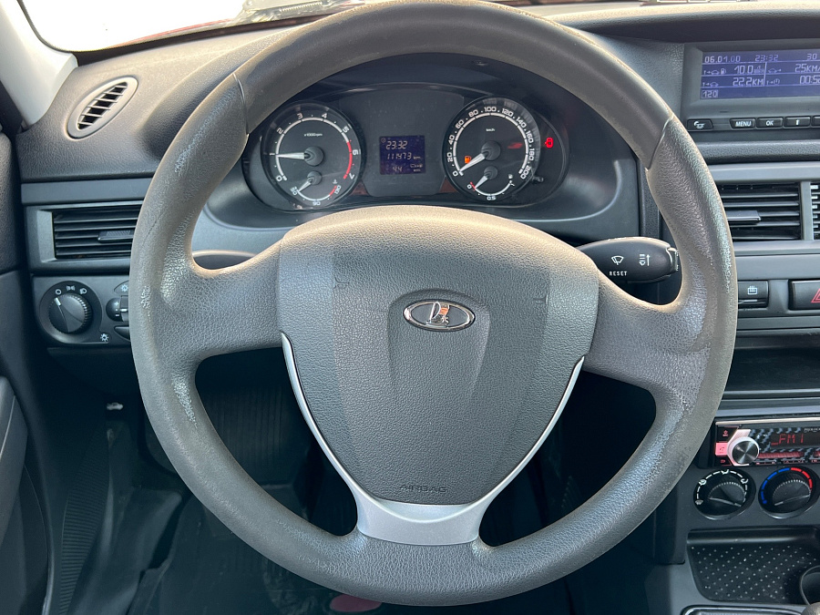 Lada (ВАЗ) , 2014г., передний привод, механика