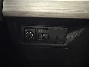Geely Atlas, 2019г, передний привод, автомат