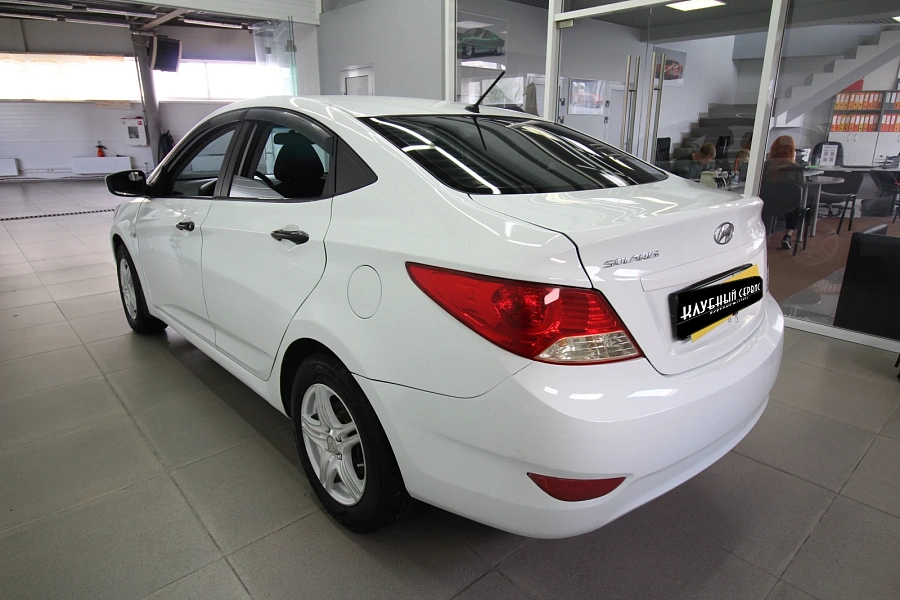 Hyundai Solaris, 2013г., передний привод, механика