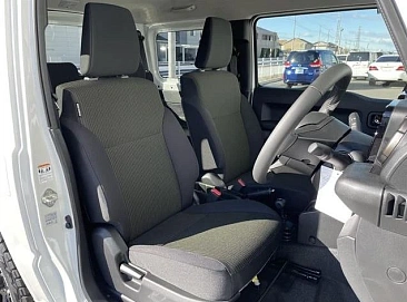 Suzuki Jimny, 2022г, полный привод, автомат