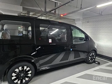 Hyundai Staria, 2025г, полный привод, автомат