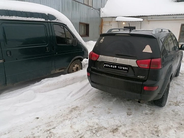 Peugeot 4007, 2011г, полный привод, вариатор