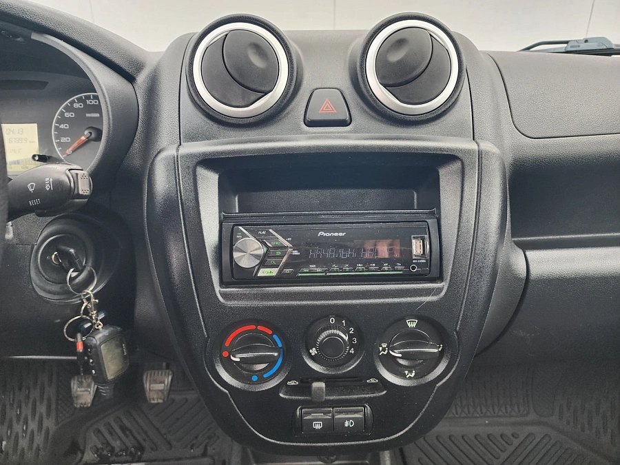 Lada (ВАЗ) Granta, 2015г., передний привод, механика