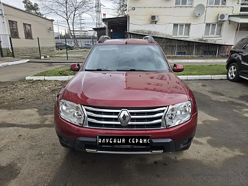 Renault Duster, 2012г, передний привод, автомат