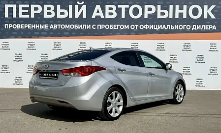 Hyundai Elantra, 2011г, передний привод, автомат