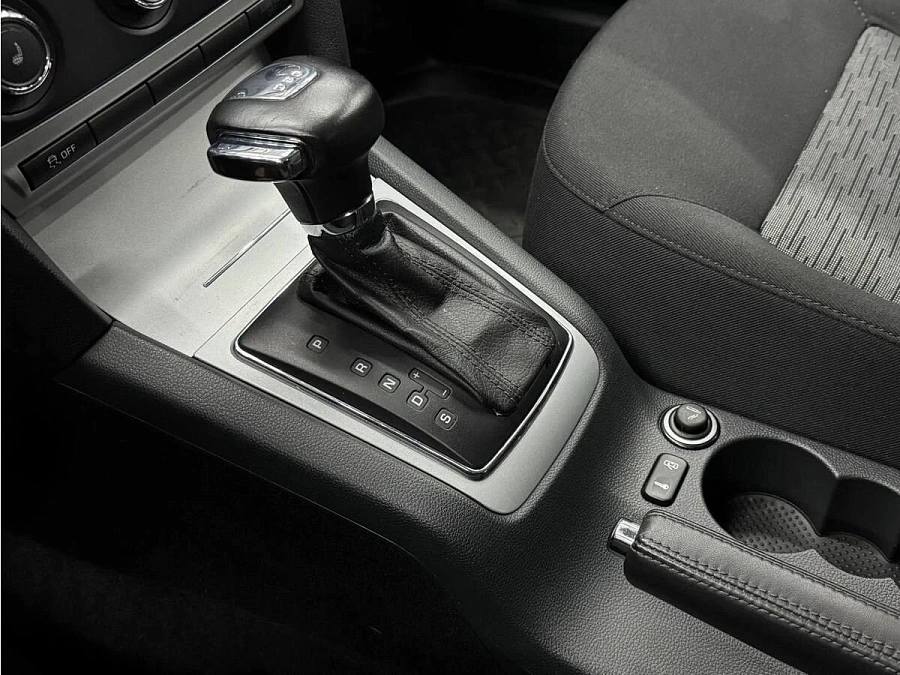 Skoda Octavia, 2011г., передний привод, робот