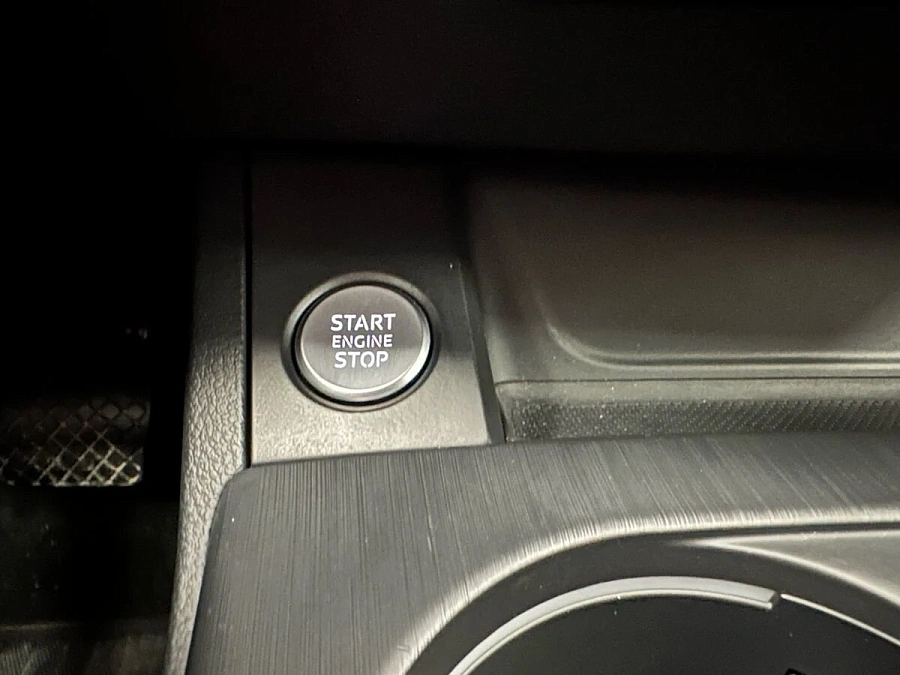 Audi A4, 2019г., передний привод, автомат