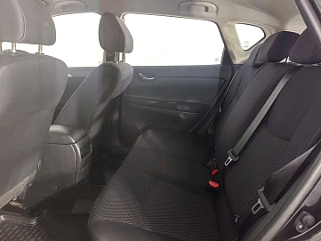 Nissan Tiida, 2015г., передний привод, механика