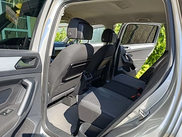 Volkswagen Tiguan, 2017г, передний привод, робот