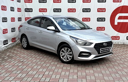 Hyundai Solaris, 2018г., передний привод, автомат