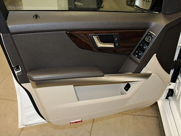 Mercedes-Benz GLK-Класс, 2013г, передний привод, автомат