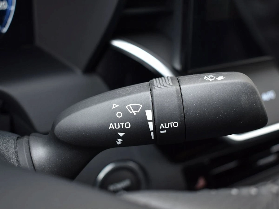 Toyota Camry, 2026г., передний привод, вариатор