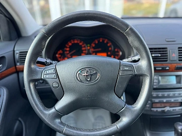 Toyota Avensis, 2008г, передний привод, автомат