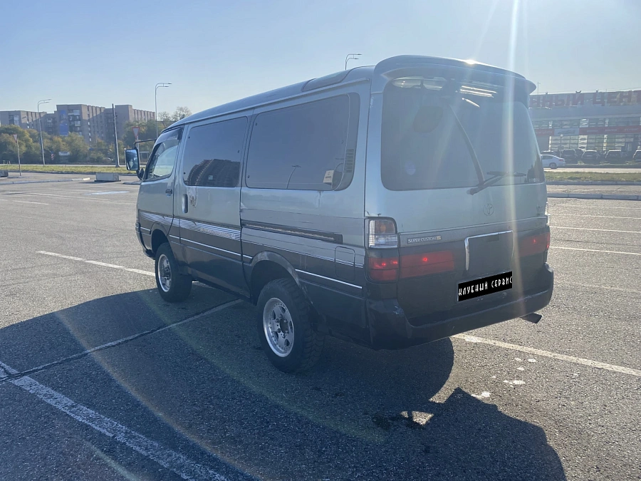 Toyota HiAce, 1996г., полный привод, автомат