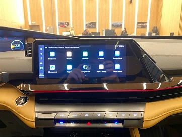 Changan UNI-V, 2023г, передний привод, робот