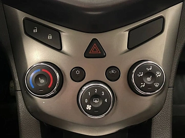 Chevrolet Aveo, 2012г, передний привод, механика