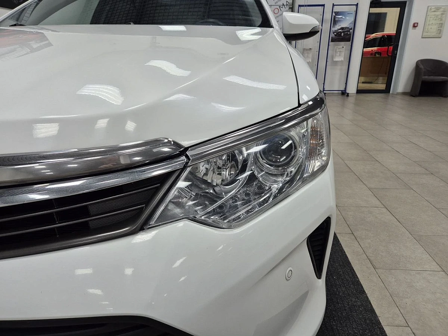 Toyota Camry, 2017г., передний привод, автомат
