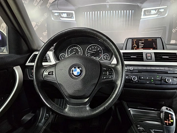 BMW 3 серии, 2014г, задний привод, автомат