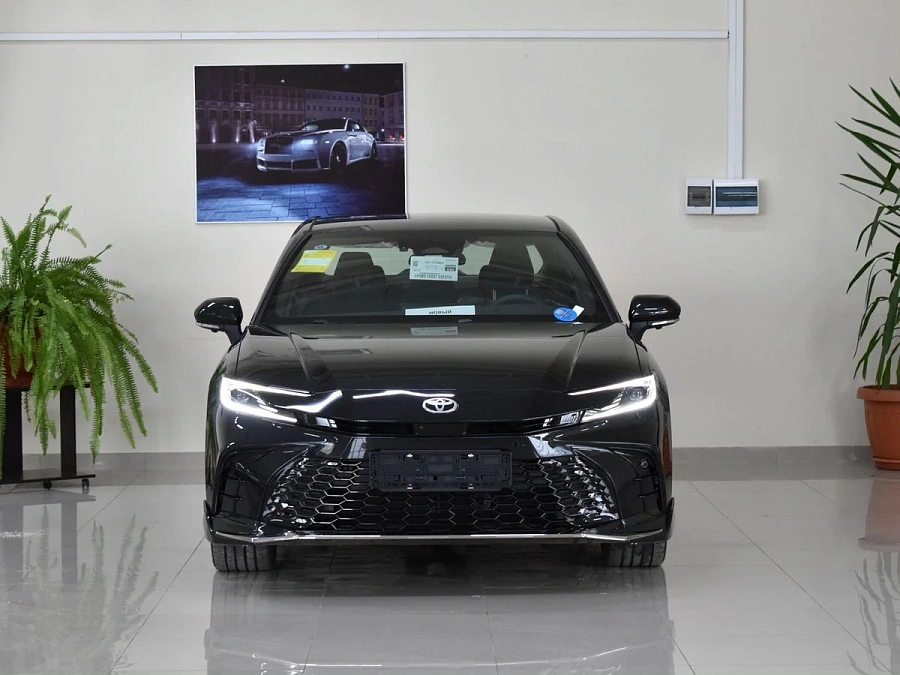 Toyota Camry, 2026г., передний привод, вариатор