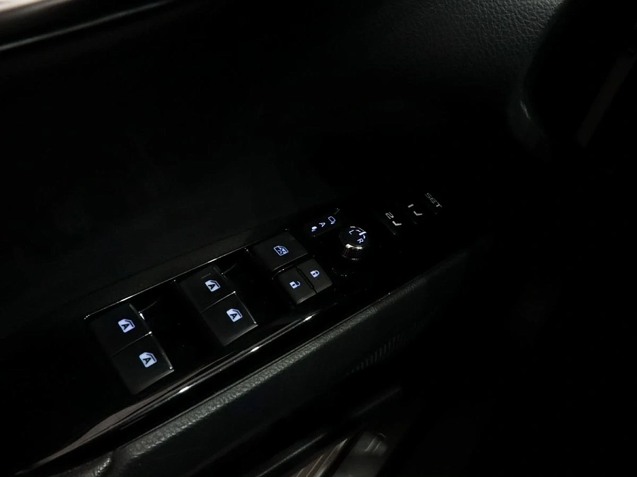 Toyota Camry, 2020г., передний привод, автомат