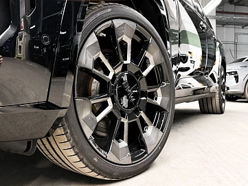 BMW XM, 2025г, полный привод, автомат