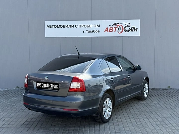 Skoda Octavia, 2011г, передний привод, робот