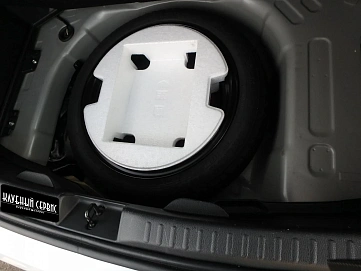 Toyota Yaris, 2020г, передний привод, вариатор