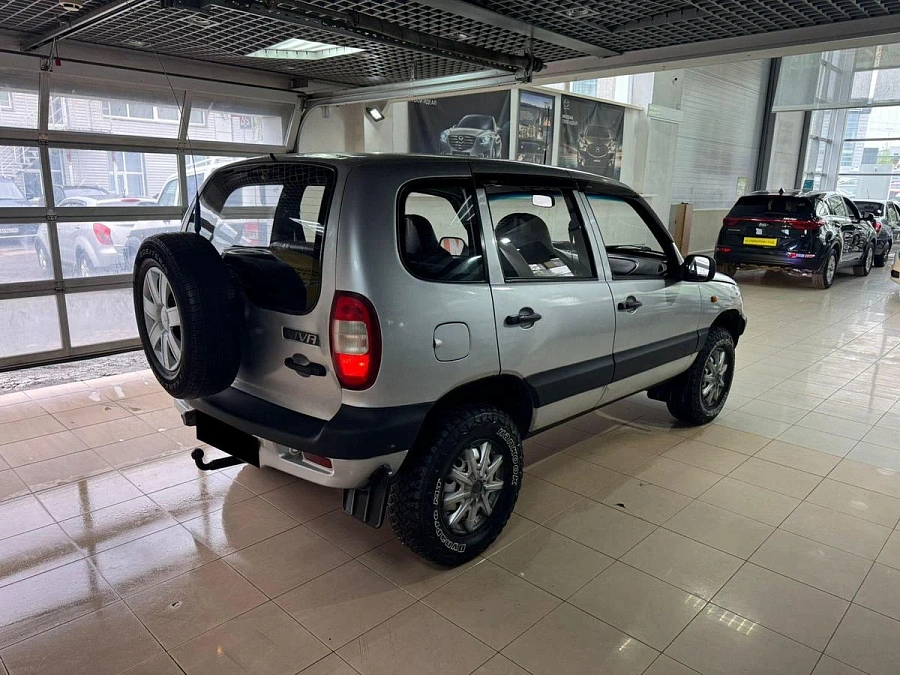 Chevrolet Niva, 2007г., полный привод, механика
