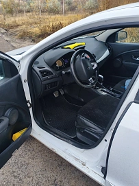 Renault Megane, 2011г, передний привод, автомат