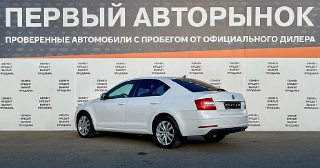 Skoda Octavia, 2018г, передний привод, механика