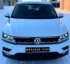 Volkswagen Tiguan, 2018г, передний привод, робот