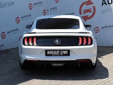 Ford Mustang, 2019г, задний привод, автомат