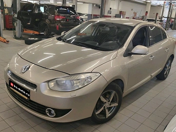 Renault Fluence, 2010г, передний привод, вариатор