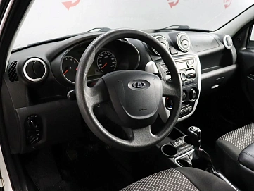 Lada (ВАЗ) Granta, 2017г, передний привод, механика