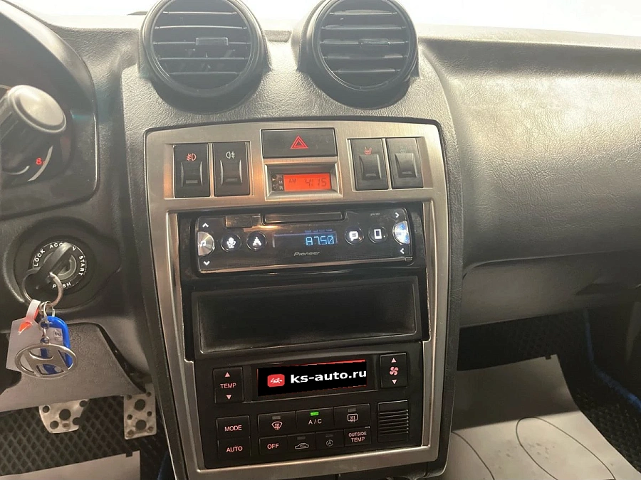 Hyundai Tiburon, 2004г., передний привод, механика