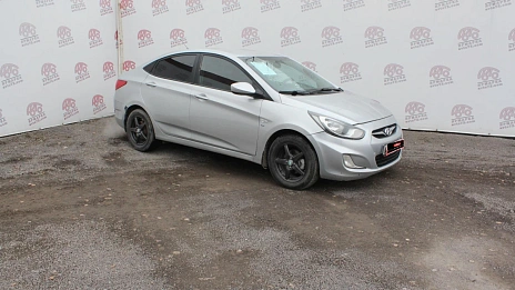 Hyundai Solaris, 2013г., передний привод, механика