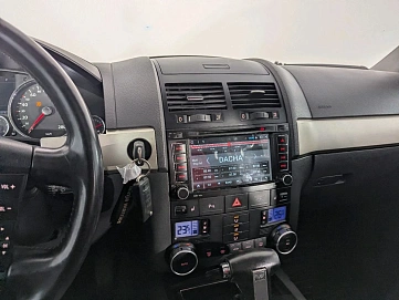 Volkswagen Touareg, 2009г, полный привод, автомат