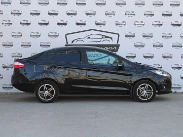 Ford Fiesta, 2016г, передний привод, робот